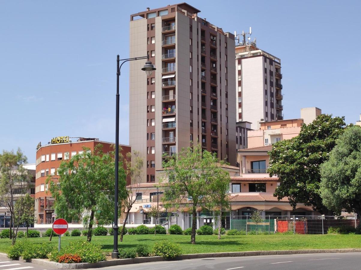 Seaside Apartments Casa Carla E Casa Andrea Olbia Exterior foto